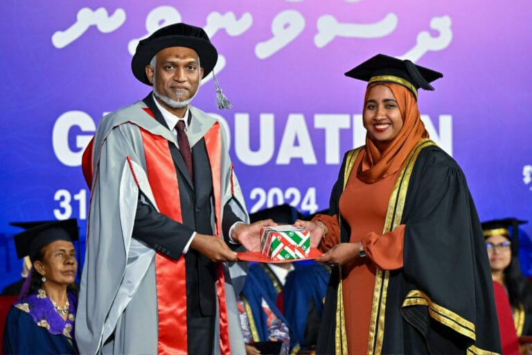 މަތީ ތައުލީމު ހާސިލްކުރާ ދަރިވަރުންނަށް އޭޕްރީލްމަހުގެ ނިޔަަލަށް 55.5 މިލިޔަން ރުފިޔާ ދޫކޮށްފި