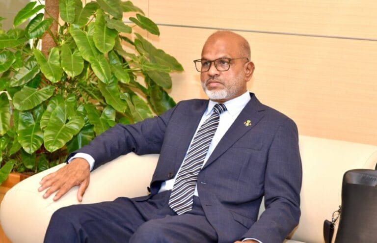 ސީޕީއޭގެ އެގްޒެކެޓިވް ކޮމިޓީގެ ބައްދަލުވުމަކަށް ނާޒިމް އިނގިރޭސިވިލާތަށް