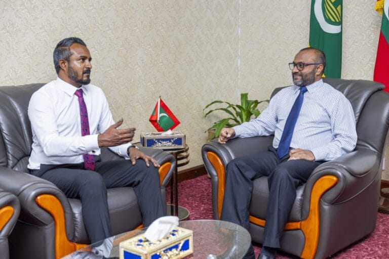 މިނިސްޓަރ ޝަހީމް ކުޅުދުއްފުށި ސިޓީ ކައުންސިލާއި ބައްދަލުކުރައްވައިފި