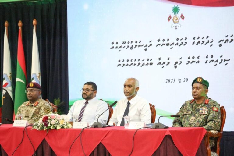 ވަޠަނީ ޚިދުމަތް ޒުވާނުންގެ މެދުގައި މަގްބޫލު ހަރަކާތަކަށް ހަދަން ބޭނުން: ރައީސް