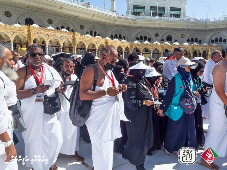 ދިވެހި ހައްޖުވެރިން މިނާއަށް ދާން ދަތުރު ފަށައިފި