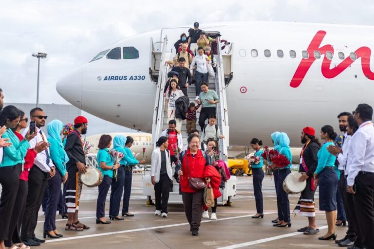 މޯލްޑިވިއަން އިން ޓްރެވަލްސްކައިއާ ގުޅިއްޖެ