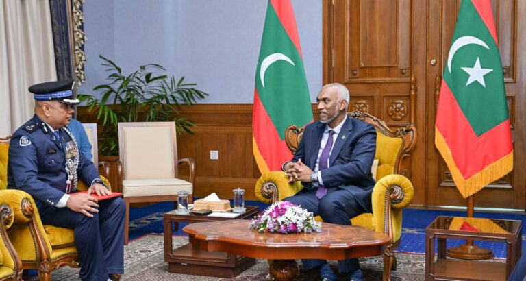 މަސައްކަތްކުރާނީ އުސޫލުތައް ނަގަހައްޓައި ނަޒާހަތްތެރިއެއްގެ ގޮތުގައި: ނަވީން