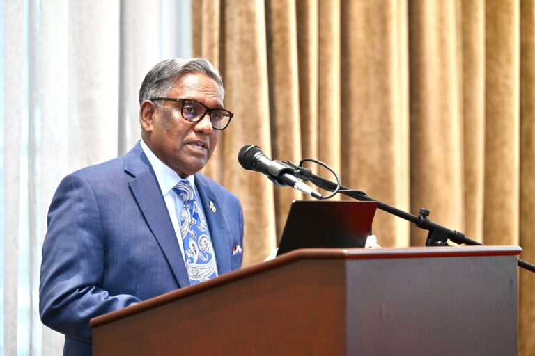 ރާއްޖެ ދުނިޔޭގެ ނަންހިނގާ ފަތުރުވެރިކަމުގެ މަންޒިލަކަށް ވެގެންދިޔައީ ކެތްތެރިކަމާއެކު އުނދަގޫ ކަންކަން ހައްލުކޮށްގެން: ރައީސް ވަހީދު