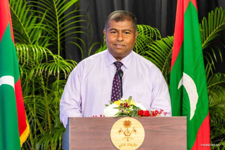 ސަރުކާރުން ބާރު އަޅަނީ ދިވެހި އިސްލާމީ އިންތަކުގެ ތެރެއިން އީދު ފާހަގަކުރެއްވުމަށް: ވަޒީރު