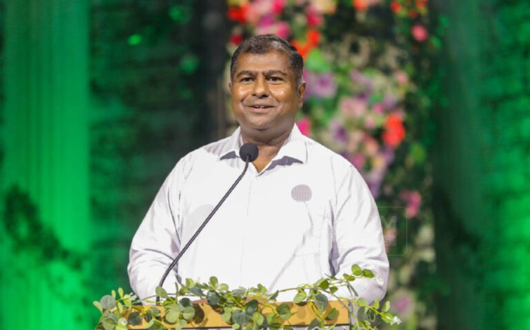 އަމާޒަކީ މިދައުރު ނިމޭއިރު ދިވެހީންގެ ތަރިކައިގެ ދާއިރާއެއް އުފެދިގެންދިއުން: އާދަމް ނަޞީރު