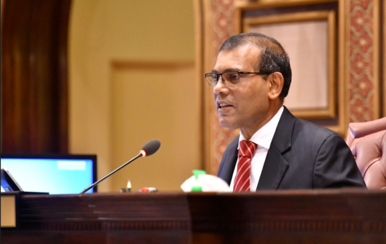 ރައީސް ނަޝީދުގެ މެސެޖެއް، ވެރިކަމަށް ވިސްނުން އެބަ ގެންގުޅެން. ކިހިނެއްތޯ ފެންނަނީ؟