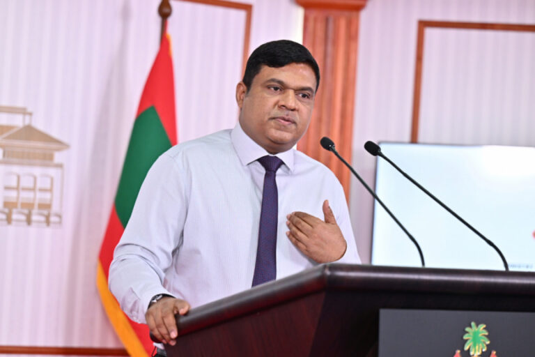 އައިލޭންޑް އޭވިއޭޝަން އަމިއްލަ ކެޕޭސިޓީގައި ކުރިއަށް ގެންދެވޭނެ ކުންފުންޏަކަށް ހެދުމަކީ އަމާޒް: އަމީން