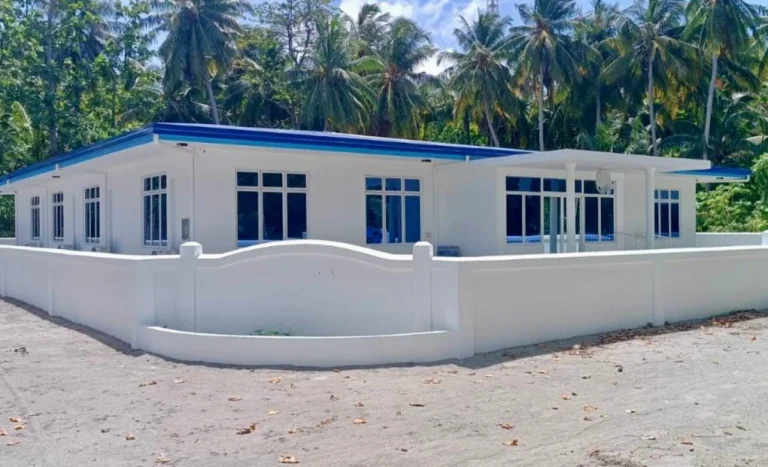 ރަތްމަންދޫ ކައުންސިލްގެ އާ އިމާރާތުގެ މަސައްކަތް ނިމިއްޖެ
