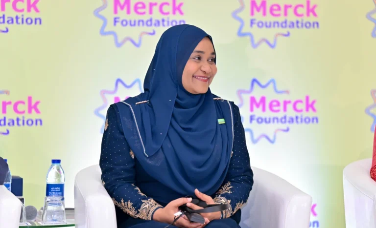 މެރކް ފައުންޑޭޝަންގެ “މޯރ ދޭން އަ މަދަރ” ކެމްޕޭންގެ އެމްބެސެޑަރަކަށް މެޑަމް ސާޖިދާ
