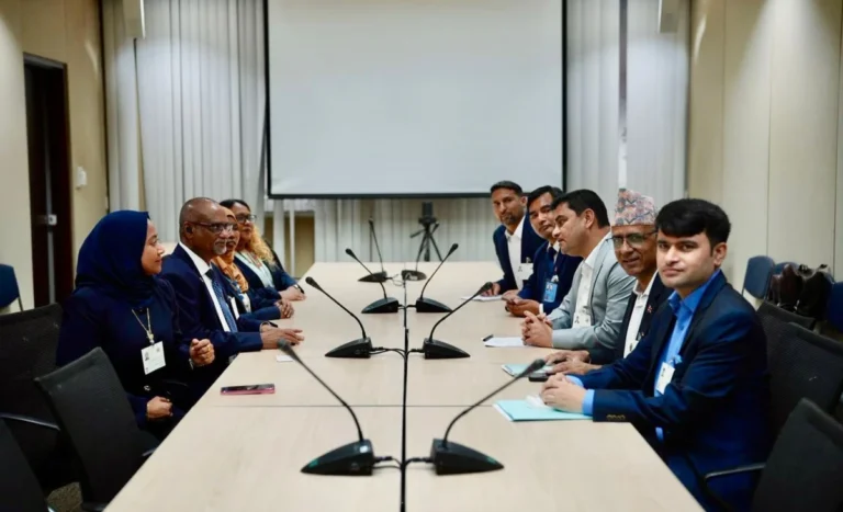 ސިއްހީ ދާއިރާއަށް ބޭނުންވާ ފަންނީ މީހުން ތަމްރީނުކުރަން ނޭޕާލާ އެކު މަޝްވަރާކޮށްފި