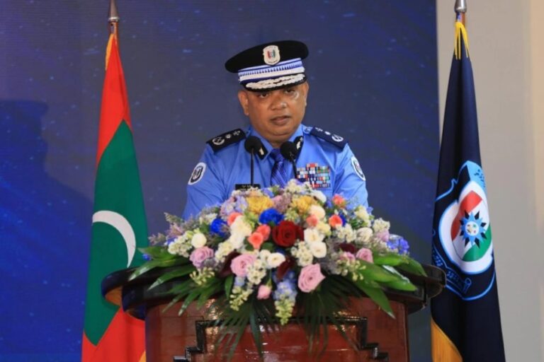 ރައްޔިތަކު ފުލުހެއްގެ ކިބައިން އެހީއަކަށް އެދޭހިނދު ދިއްކޮށްލެވެނީ އިޚްލާސްތެރި އަތަކަށް ވާނެޖެހޭނެ: ސީޕީ ނަވީން
