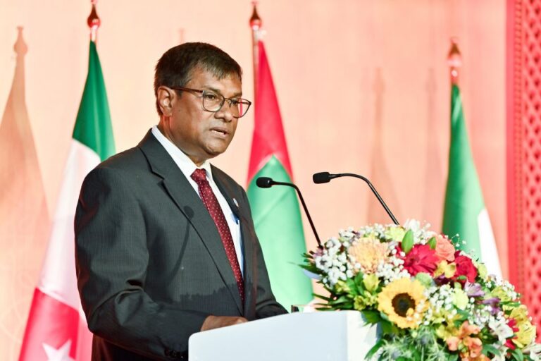 ރިޓަޔާ ކުރައްވާއިރު މުއުތަސިމަށް ބޮޑު އިނާޔަތް ނުދޭން ނިންމައިފި