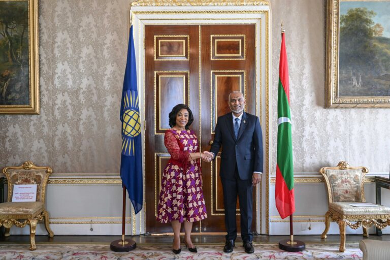 ރައީސް މުއިއްޒު ކޮމަންވެލްތުގެ ސެކްރެޓަރީ ޖެނެރަލާ ބައްދަލުކުރައްވައިފި