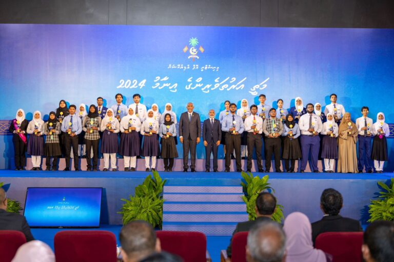 ސްކޮލާޝިޕްތަކުގެ ދަރިވަރުންނަށް މެލޭޝިއާގެ ޓެކްސް ފައިސާ ސަރުކާރުން ހަމަޖައްސައިދޭނެ: މިނިސްޓްރީ  