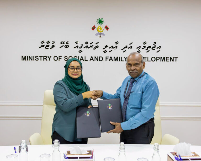 ކުޑަކުދިންނަށް ޖިންސީ ގޯނާ ކުރާ މީހުންގެ ދަފްތަރު ޢާންމުކުރުމަށް ޕީޖީ އޮފީހުން ފަންނީ އެހީތެރިކަން ދެނީ