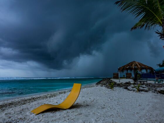 Maldives rainy season 560x420