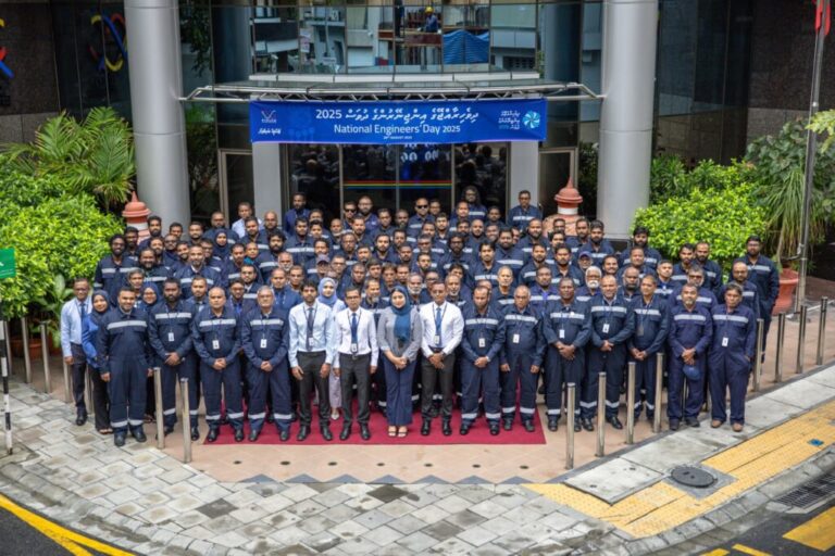 ސްޓެލްކޯއިން އެ ކުންފުނީގެ އިންޖިނޭރުންނަށް ރަތް ދޫލައިގައި މަރުހަބާއެއް ކިޔައިފި