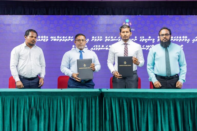 ގެމަނަފުށީ މިސްކިތުގެ ނުނިމި ހުރި މަސައްކަތް ނިންމުމަށް އާރުޑީސީއާ ހަވާލުކޮށްފި