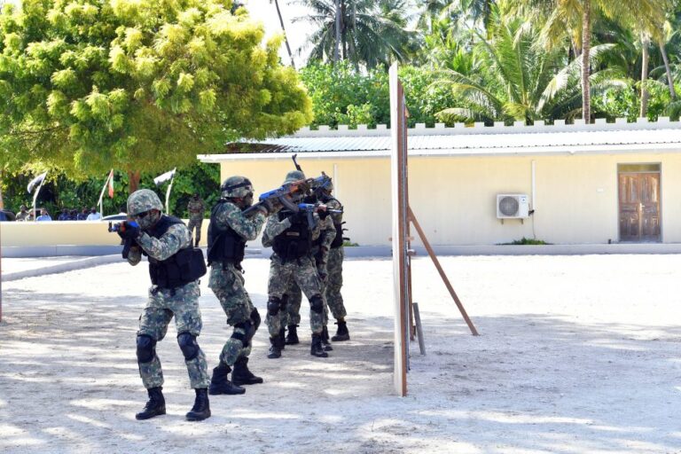 ހުޅުމާލޭގައި ސިފައިންގެ އަސްކަރީ ތަމްރީނުތަކެއް ކުރިއަށްގެންދަނީ