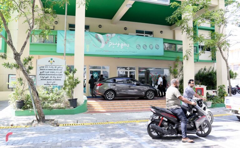 ދައުލަތަށް ލިބެންޖެހޭ ފައިސާ ހޯދުމަށް ހުރި ހުރަސްތައް ނައްތާލުމަށް އޮޑިޓް އޮފީހުން އަންގައިފި