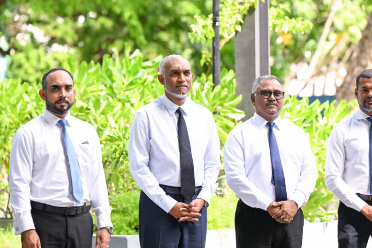 ދިވެހިރާއްޖޭގައި ރަޖިސްޓްރީ ކޮށްގެން ހިންގާ އަމިއްލަ މީޑިއާތަކަށް ދައުލަތުން މާލީ އެހީ ދިނުމުގެ އުޞޫލެއް ފުރަތަމަ ފަހަރަށް އެކުލަވާލައްވައިފި