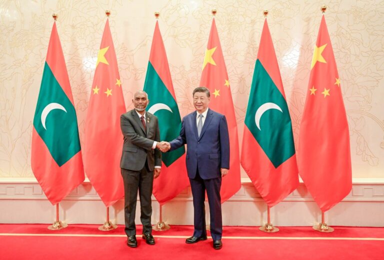 ރައީސް މުއިއްޒު، ޗައިނާގެ ރައީސް ޝީ އާ ބައްދަލުކުރައްވައިފި