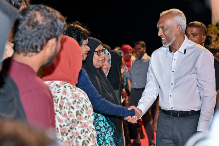 ރައީސް އއ. އަތޮޅަށް ކުރެއްވި ދަތުރުފުޅު ނިންމަވާލައްވައިފި