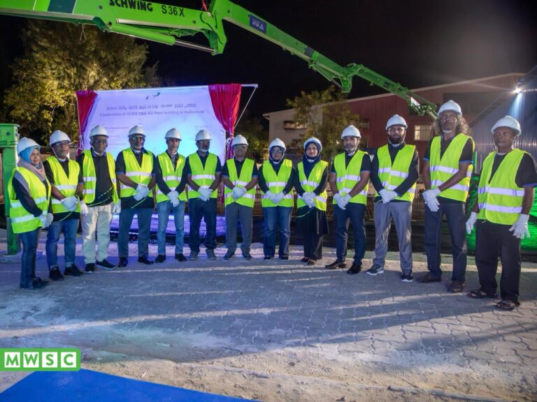 އެމްޑަބްލިޔުއެސްސީން ހުޅުމާލޭގައި ދުވާލަކު 10،000 ޓަނުގެ ފެން އުފައްދާ ޕްލާންޓުގެ އަމަލީ މަސައްކަތް ފަށައިފި