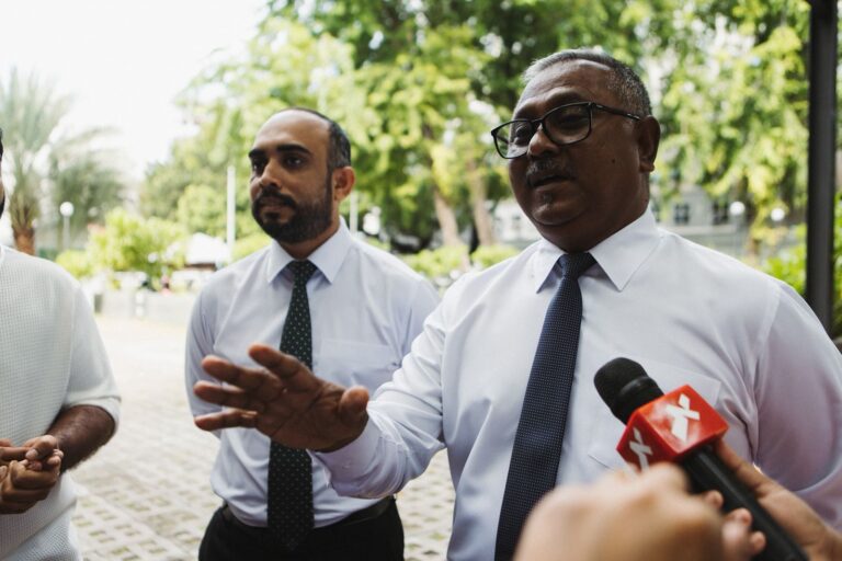 ސަރުކާރުން މީޑިއާ ކޮންޓްރޯލްކުރާކަށް ނޫޅޭ: މިނިސްޓަރު ޚަލީލް