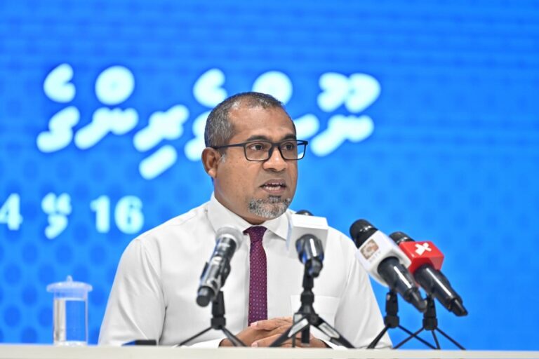 ވާޖިބަށް ހުރަސްއެޅުމުންވެސް ފުލުހުން އަމަލުކުރީ ގާނޫނީ އިމުގެ ތެރެއިން: ޑރ.ހަލީލު