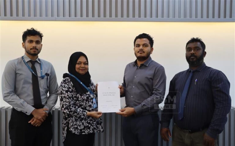 އައިޑީ ކާޑު ޚިދުމަތް އއ. އަތޮޅުގައި ފަށައިފި