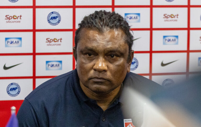 ނިއު ރޭޑިއަންޓުގެ ކޯޗުކަން ކުރީގެ ގައުމީ ކޯޗު އަލީ ސުޒެއިނަށް