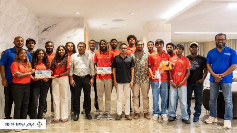 އޭޝިއަން ސާފިން ޗެމްޕިއަންޝިޕްގައި ލޯ މެޑަލް ހޯދި ޓީމަށް ހޫނު މަރުހަބާއެއް ކިޔައިފި