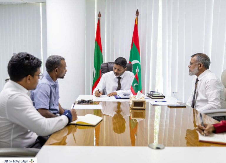 ފަލަސްތީނު ޓީމަށް ރާއްޖޭގައި ކޭމްޕް ކުރުމުގެ ފުރުސަތު ވަޒީރު ރާފިއު ހަމަޖައްސަވައިދެއްވައިފި