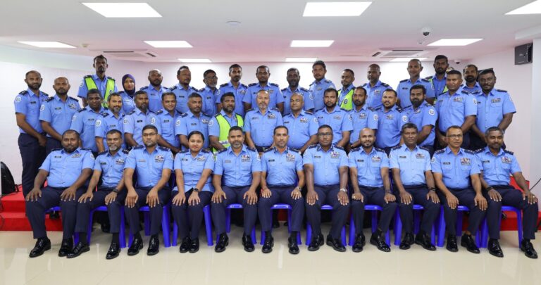 ފުލުހުންގެ ވަޒީފާއަށް ކުރިމަތިލުމުގެ ފުރުސަތު ހުޅުވާލައިފި
