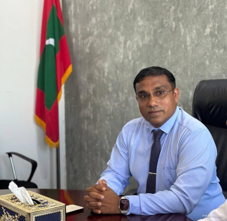 ކުންފުނި މިހާރު ހިންގަނީ ގާނޫނާއެއްގޮތަށް: ފެނަކަ