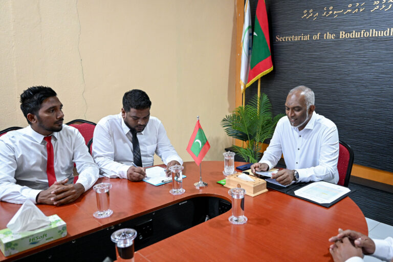 ކައުންސިލްތަކަށް ބްލޮކް ގްރާންޓު ދިނުމުގައި ރަށުގެ ބޮޑުމިނަށް ބަލަން ނިންމައިފި