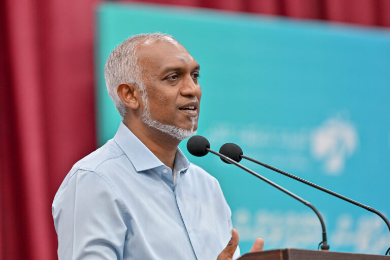 ރާއްޖޭގެ ކުރިއެރުމާއި އިޤްތިޞާދުގައިވެސް ޒަމާންތަކަށް ދެމިހުންނާނެ ޚިދުމަތްތަކެއް ޕޯސްޓުން ވަނީ ފޯރުކޮށްދީފައި: ރައީސް