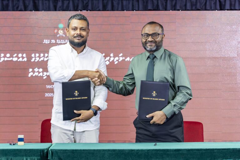 މަތިވެރިއާއި ރިނބުދޫގައި މިސްކިތް ބިނާކުރަން ހަވާލުކޮށްފި