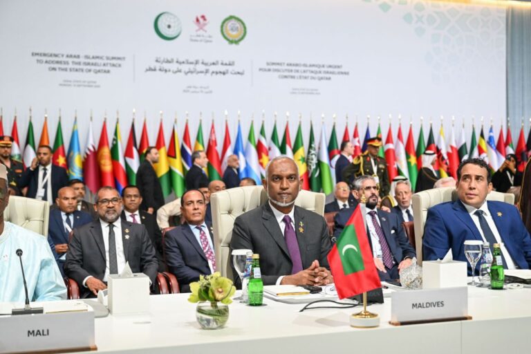 ގަތަރަށް ކުރެއްވި ދަތުރުފުޅަށްފަހު ރައީސް މާލެ ވަޑައިގެންފި