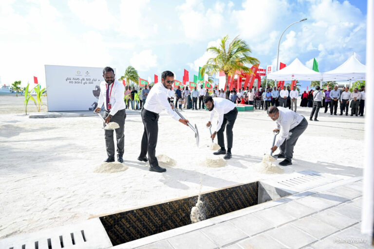 މަޑިފުށީ މަގު ހެދުމުގެ މަޝްރޫޢުގެ ޢަމަލީ މަސައްކަތް ފަށައިފި
