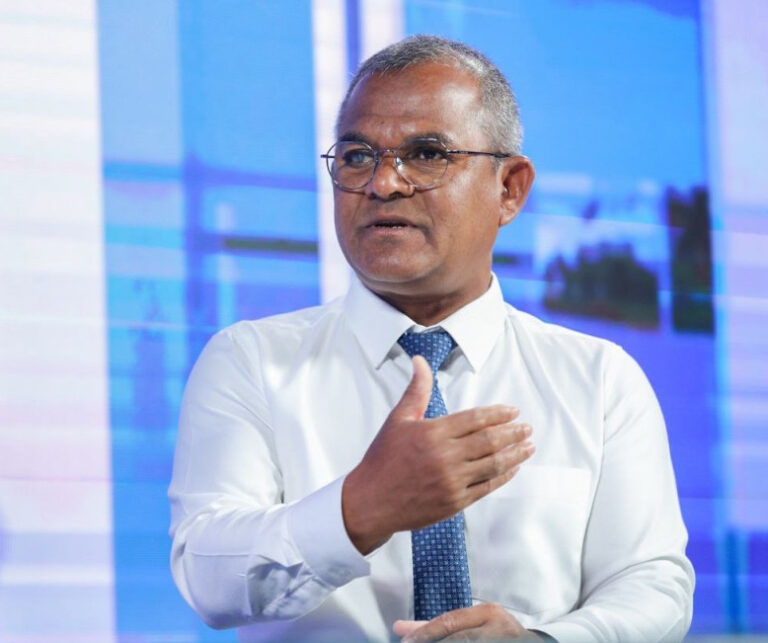 އެމްޑަބްލިޔުއެސްސީއަށް ޑޮލަރު ހޯދަން ފަތުރުވެރިކަމުގެ ސިނާއަތާ ގުޅިގެން މަސައްކަތް ކުރަން ނިންމައިފި