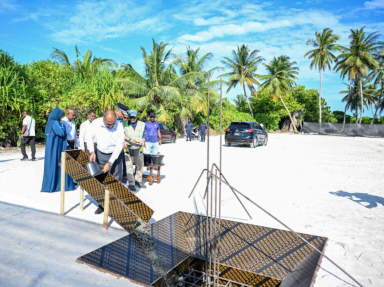 ނިލަންދޫގައި އަލަށް އިމާރާތްކުރާ ފުލުހުންގެ މަރުކަޒުގެ އަމަލީ މަސައްކަތް ފަށައިފި