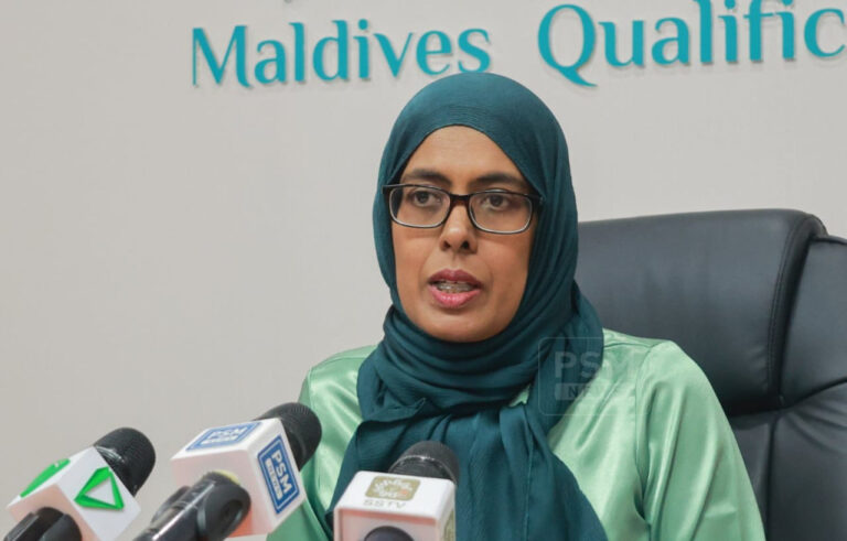 ގަވާއިދާ ޚިލާފަށް ލަންކާގައި ކޯސްތަކެއް ހިންގާތީ ކިޔަވަން ފެށުމުގެ ކުރިން ސަމާލުވާން އެދިއްޖެ