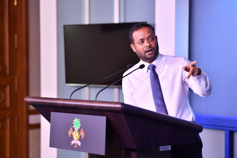 ފެނަކައިން ހިންގި ބޮޑު ޚިޔާނާތް ބަލާ އިހްމާލުވި ފަރާތްތަކަށް އަވަސް ފިޔަވަޅު އަޅަން ޖެހޭ: މުއްތަލިބް