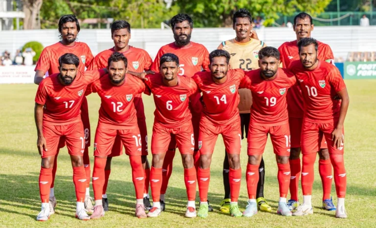 ގައުމީ ފުޓްބޯޅަ ޓީމަށް މަރުހަބާ ކިޔުމަށް މިއަދު ގަލޮޅު ދަނޑުގައި ހާއްސަ ހަރަކާތެއް ބާއްވަނީ
