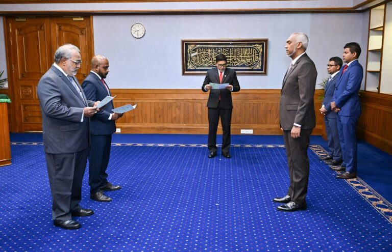 އެޗްއާރްސީއެމްގެ ނައިބުރައީސް ކަމަށް މުހައްމަދު ޝަފީގުގެ ނަން މަޖިލީހަށް