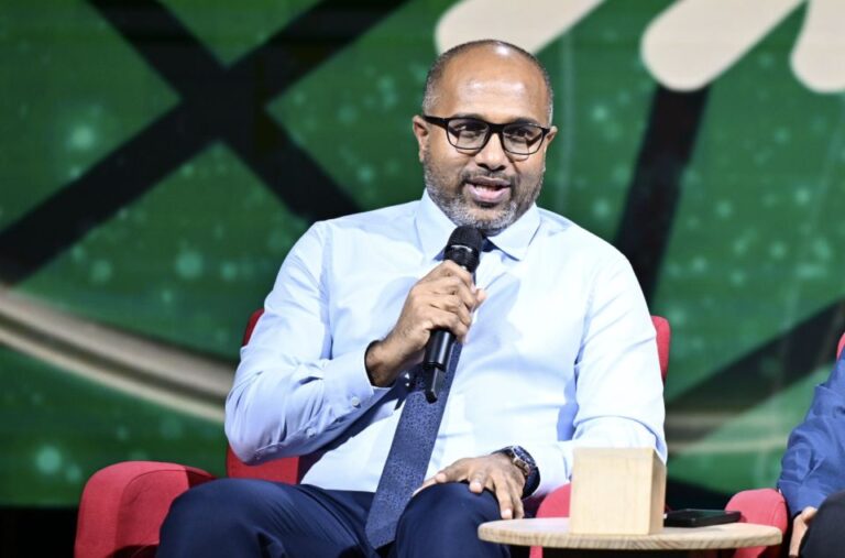 ވެރިކަމުގައި ތިބެ ކޮރަޕްޝަން ހުއްޓުވަން އެމްޑީޕީން ކުރީ ކޮން ކަމެއްތޯ ސުވާލުކުރަންޖެހޭ: އިހްސާން