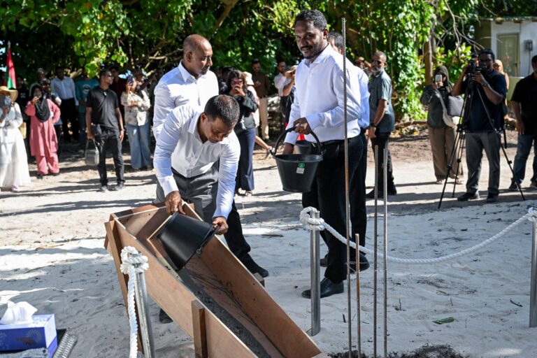 ފުލިދޫ ސިއްހީމަރުކަޒާއި ބަނދަރުގެ އަމަލީ މަސައްކަތް ފަށައިފި
